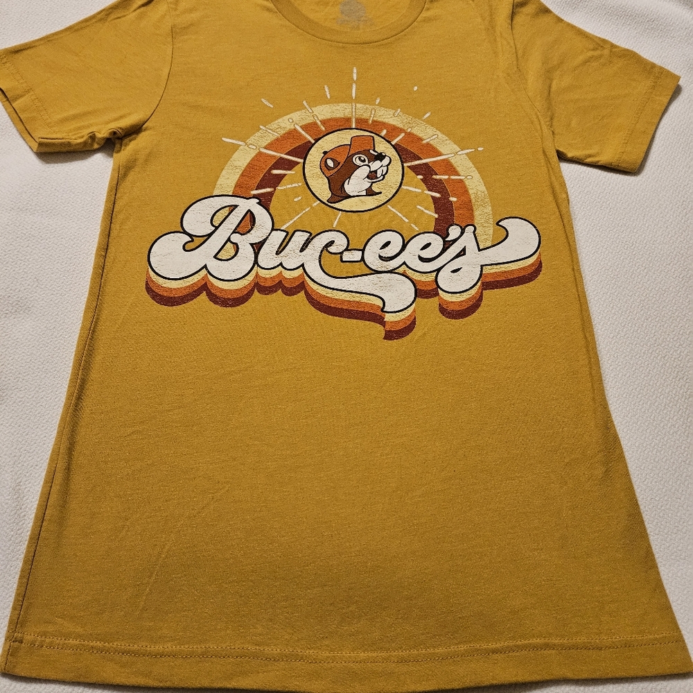 Buccees Retro Tshirt